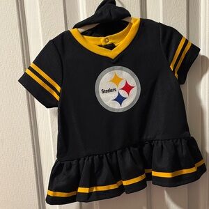 NWOT NFL Black & Gold Girls' Ruffle Football dress